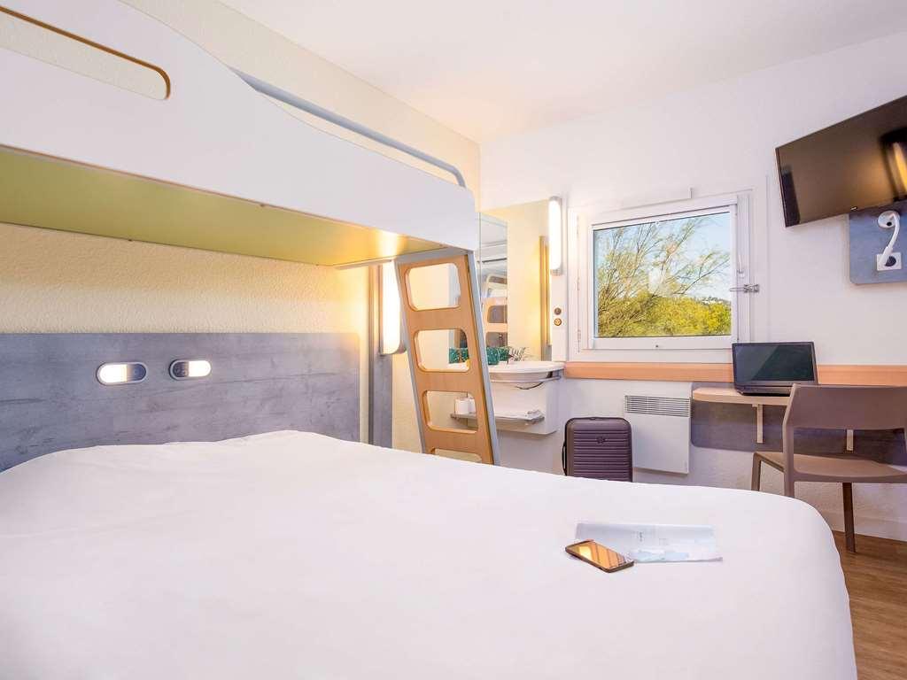 Ibis Budget Frejus Saint Raphael Capitou A8 Екстериор снимка
